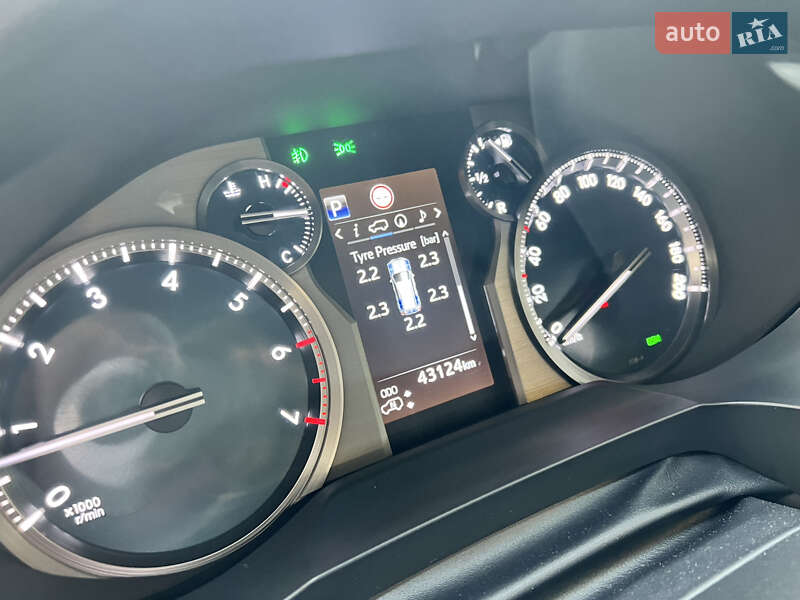 Внедорожник / Кроссовер Toyota Land Cruiser Prado 2021 в Киеве