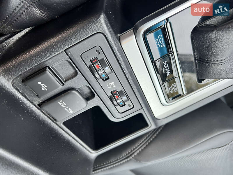 Внедорожник / Кроссовер Toyota Land Cruiser Prado 2021 в Киеве