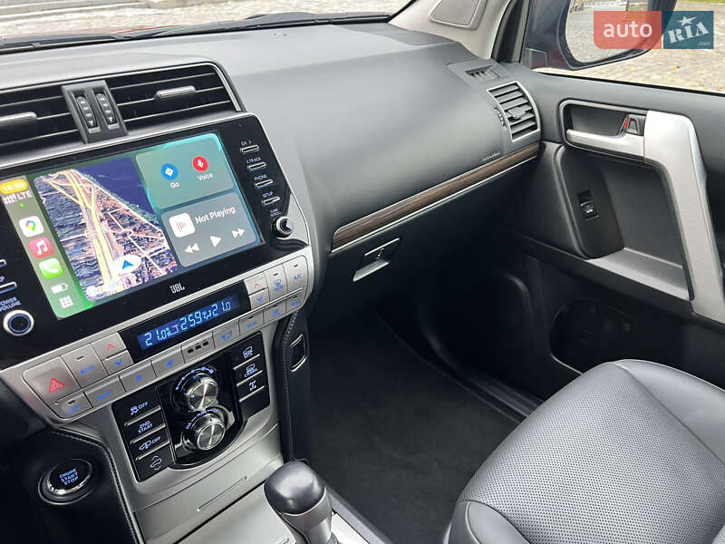 Внедорожник / Кроссовер Toyota Land Cruiser Prado 2021 в Киеве