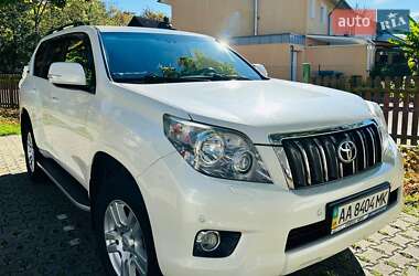 Позашляховик / Кросовер Toyota Land Cruiser Prado 2012 в Києві