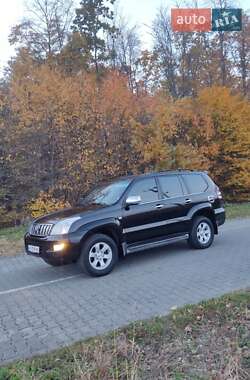 Внедорожник / Кроссовер Toyota Land Cruiser Prado 2005 в Черновцах