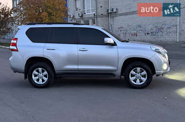 Позашляховик / Кросовер Toyota Land Cruiser Prado 2017 в Миколаєві