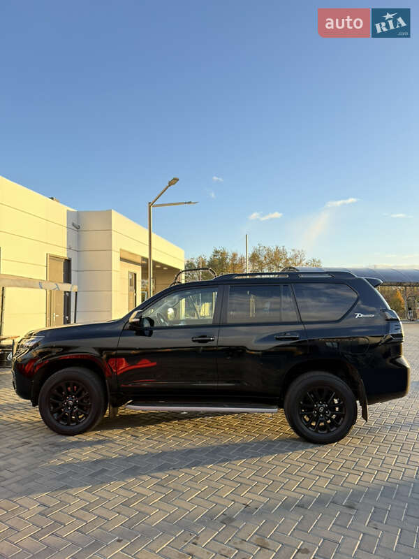 Внедорожник / Кроссовер Toyota Land Cruiser Prado 2021 в Полтаве