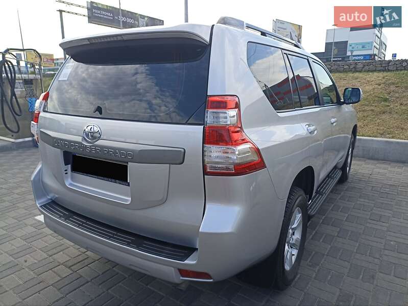 Toyota Land Cruiser Prado 2015