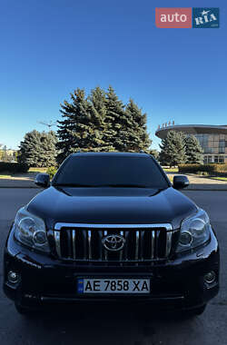 Позашляховик / Кросовер Toyota Land Cruiser Prado 2010 в Кривому Розі