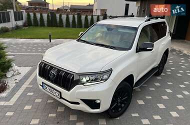 Внедорожник / Кроссовер Toyota Land Cruiser Prado 2022 в Ровно