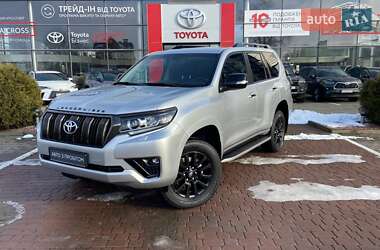 Внедорожник / Кроссовер Toyota Land Cruiser Prado 2022 в Хмельницком