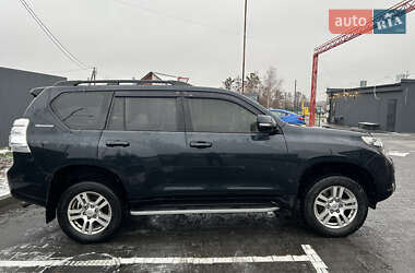 Внедорожник / Кроссовер Toyota Land Cruiser Prado 2011 в Киеве