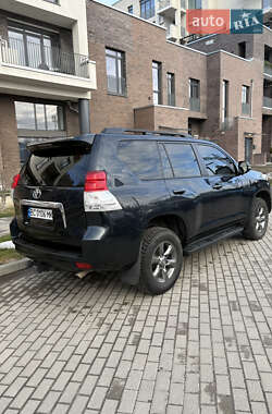 Позашляховик / Кросовер Toyota Land Cruiser Prado 2013 в Львові