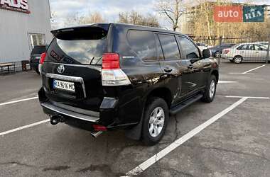 Позашляховик / Кросовер Toyota Land Cruiser Prado 2011 в Києві