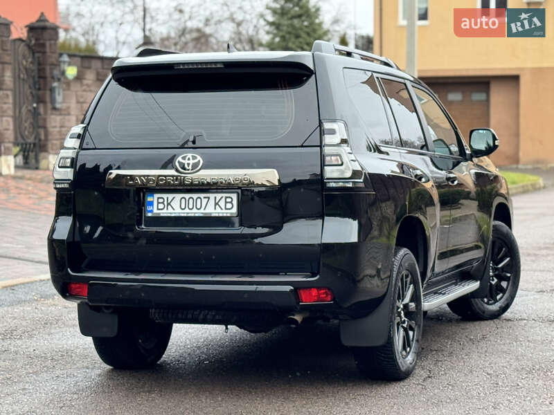 Внедорожник / Кроссовер Toyota Land Cruiser Prado 2022 в Ровно фото 9 Внедорожник / Кроссовер Toyota Land Cruiser Prado 2022 в Ровно