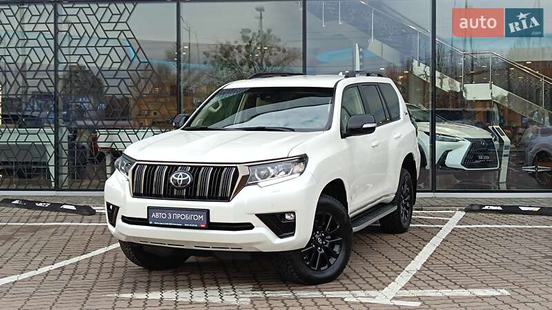 Позашляховик / Кросовер Toyota Land Cruiser Prado 2022 в Києві