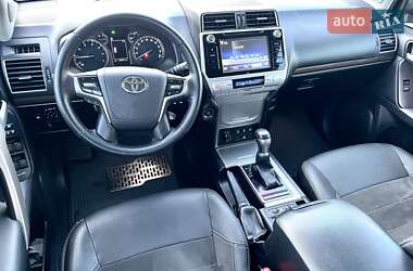 Внедорожник / Кроссовер Toyota Land Cruiser Prado 2020 в Днепре