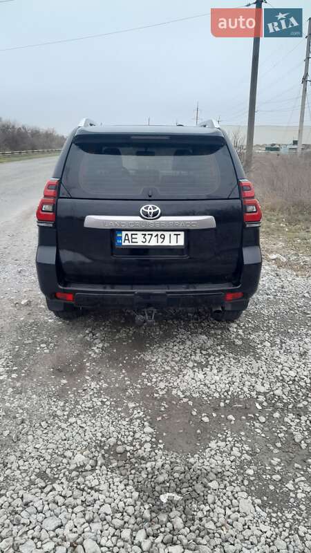 Внедорожник / Кроссовер Toyota Land Cruiser Prado 2018 в Днепре фото 2 Внедорожник / Кроссовер Toyota Land Cruiser Prado 2018 в Днепре