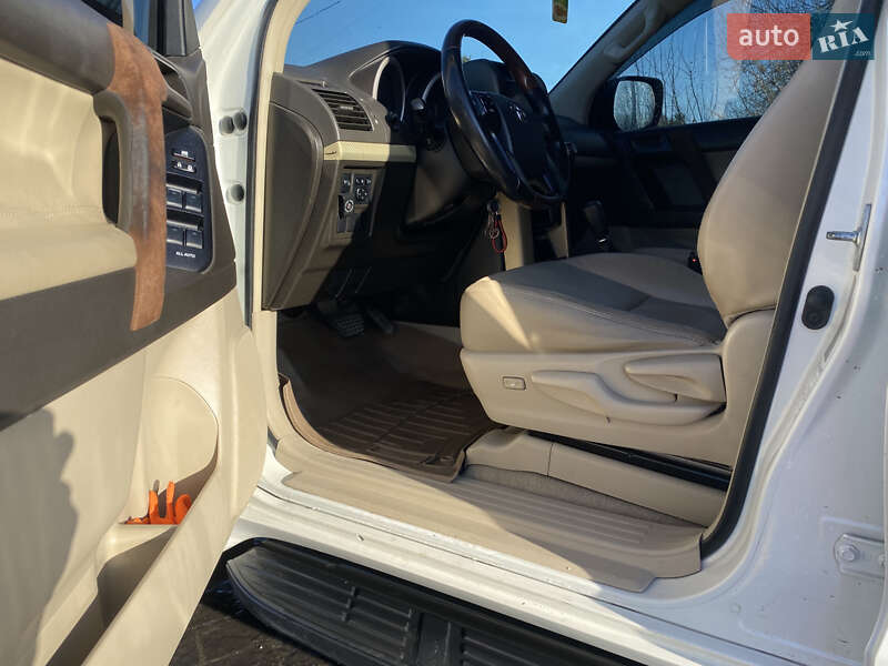 Внедорожник / Кроссовер Toyota Land Cruiser Prado 2011 в Тернополе