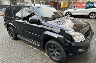 Позашляховик / Кросовер Toyota Land Cruiser Prado 2005 в Дніпрі