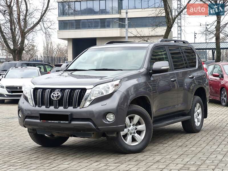 Позашляховик / Кросовер Toyota Land Cruiser Prado 2013 в Дніпрі
