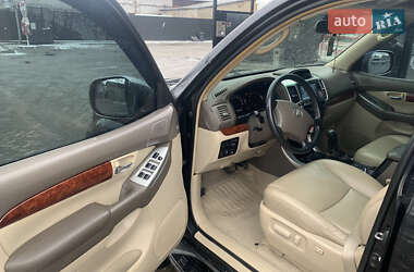 Внедорожник / Кроссовер Toyota Land Cruiser Prado 2005 в 