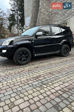 Позашляховик / Кросовер Toyota Land Cruiser Prado 2006 в Чернівцях