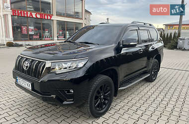 Позашляховик / Кросовер Toyota Land Cruiser Prado 2022 в Чернівцях