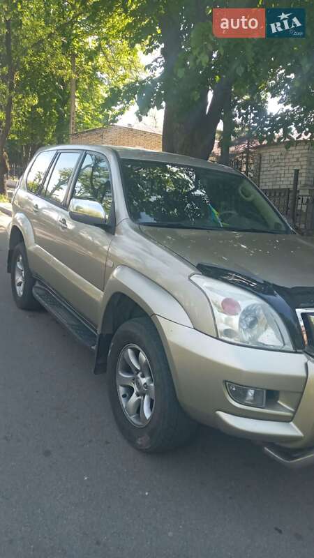 Внедорожник / Кроссовер Toyota Land Cruiser Prado 2005 в Херсоне
