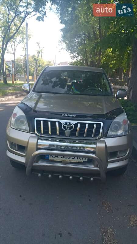 Внедорожник / Кроссовер Toyota Land Cruiser Prado 2005 в Херсоне