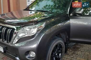 Позашляховик / Кросовер Toyota Land Cruiser Prado 2014 в 