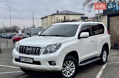 Позашляховик / Кросовер Toyota Land Cruiser Prado 2010 в Києві