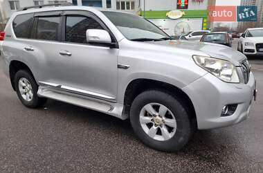 Внедорожник / Кроссовер Toyota Land Cruiser Prado 2011 в Киеве