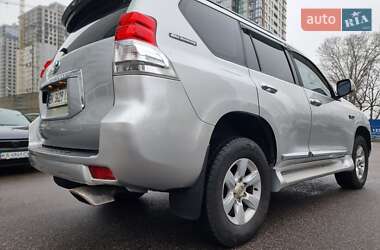 Внедорожник / Кроссовер Toyota Land Cruiser Prado 2011 в Киеве