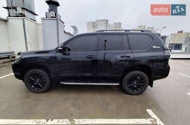 Позашляховик / Кросовер Toyota Land Cruiser Prado 2021 в Києві