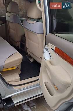 Внедорожник / Кроссовер Toyota Land Cruiser Prado 2002 в 
