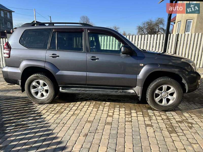 Внедорожник / Кроссовер Toyota Land Cruiser Prado 2007 в Сторожинце