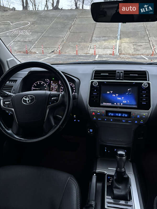 Позашляховик / Кросовер Toyota Land Cruiser Prado 2020 в Києві