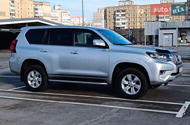 Позашляховик / Кросовер Toyota Land Cruiser Prado 2020 в Києві