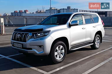 Позашляховик / Кросовер Toyota Land Cruiser Prado 2020 в Києві