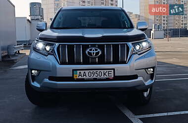 Позашляховик / Кросовер Toyota Land Cruiser Prado 2020 в Києві