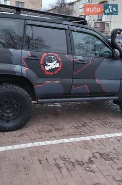 Внедорожник / Кроссовер Toyota Land Cruiser Prado 2004 в 