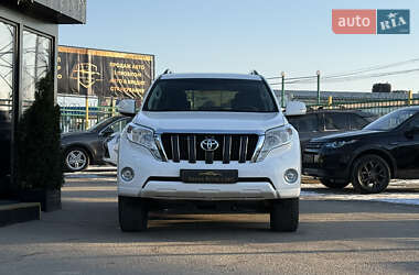 Внедорожник / Кроссовер Toyota Land Cruiser Prado 2017 в 