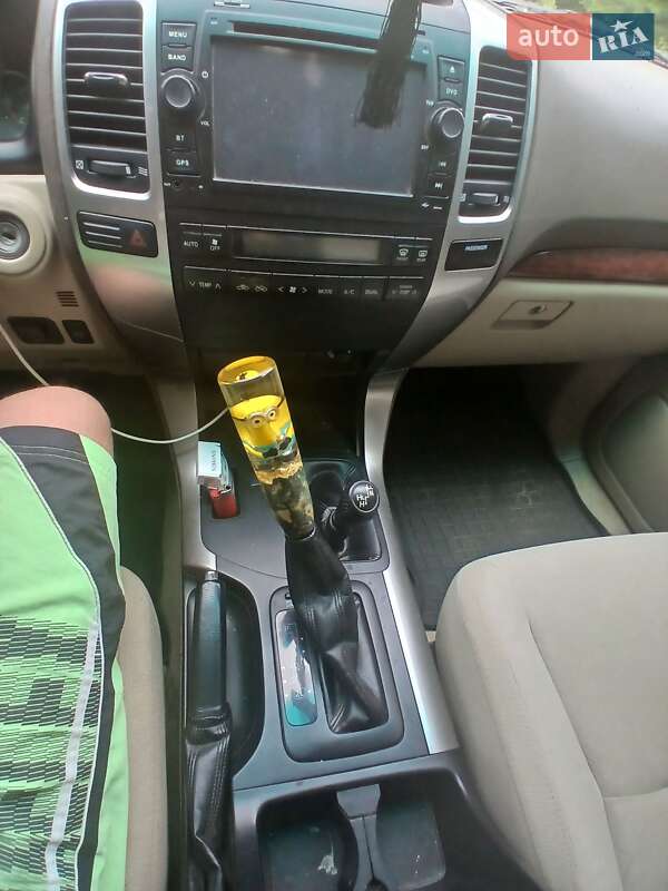 Позашляховик / Кросовер Toyota Land Cruiser Prado 2006 в Харкові