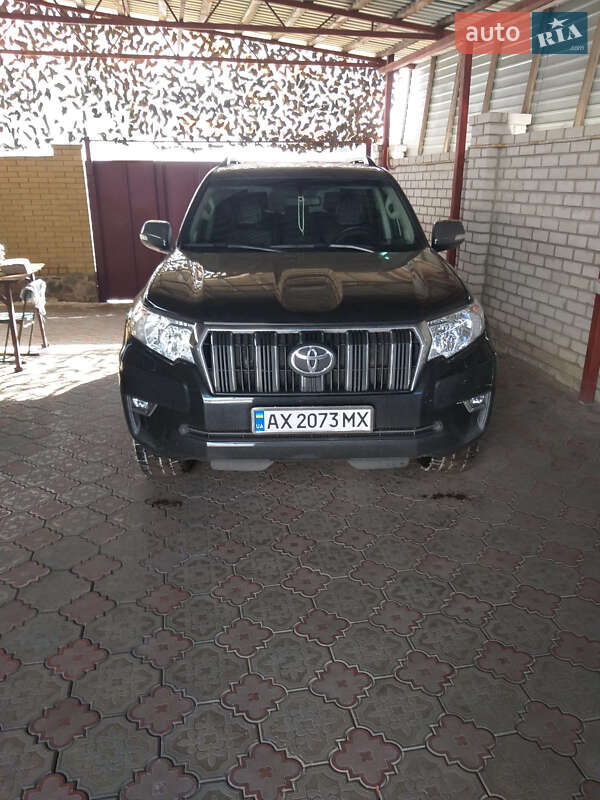 Toyota Land Cruiser Prado 2021