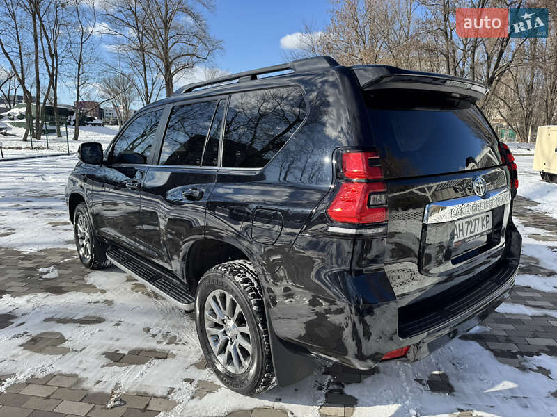 Внедорожник / Кроссовер Toyota Land Cruiser Prado 2020 в Киеве