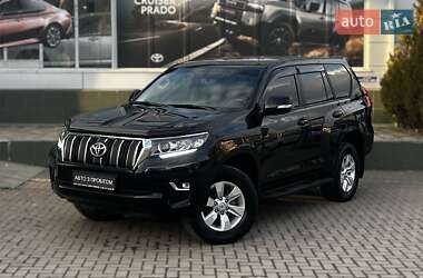 Внедорожник / Кроссовер Toyota Land Cruiser Prado 2022 в Черновцах