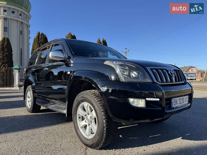 Позашляховик / Кросовер Toyota Land Cruiser Prado 2008 в Дубні