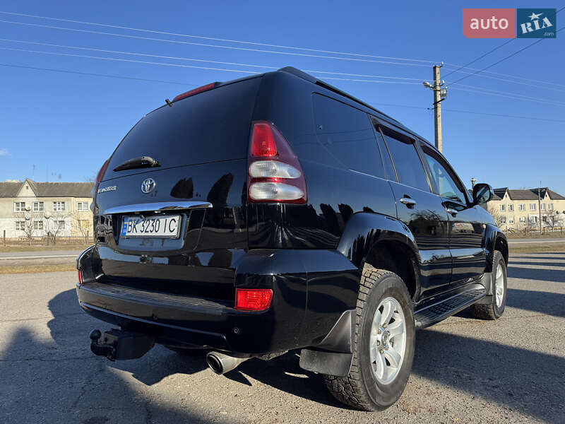 Позашляховик / Кросовер Toyota Land Cruiser Prado 2008 в Дубні