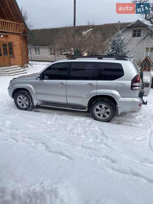 Внедорожник / Кроссовер Toyota Land Cruiser Prado 2003 в 