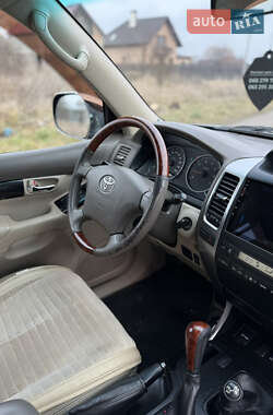 Внедорожник / Кроссовер Toyota Land Cruiser Prado 2006 в 