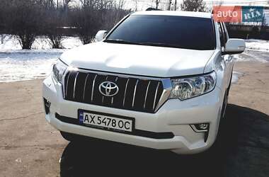 Позашляховик / Кросовер Toyota Land Cruiser Prado 2019 в 