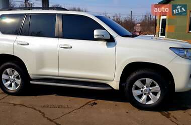 Позашляховик / Кросовер Toyota Land Cruiser Prado 2019 в 