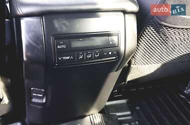 Позашляховик / Кросовер Toyota Land Cruiser Prado 2019 в 